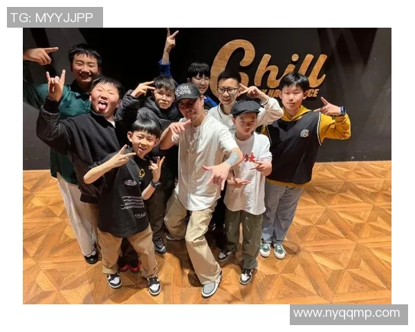 重庆街舞队心理素质探讨:舞动自信与团队协作的心灵之旅 重庆街舞队心理素质探讨:舞动自信与团队协作的心灵之旅